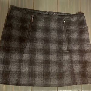 Kenar Size 6 Gray Plaid Skirt